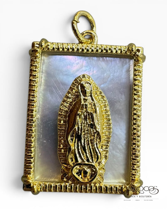 Medalla virgen de Guadalupe 18k